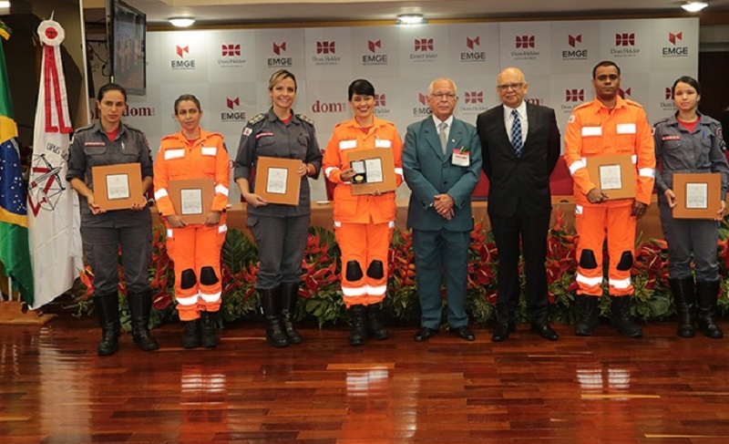 Justiça do Trabalho homenageia bombeiros que atuaram em Brumadinho