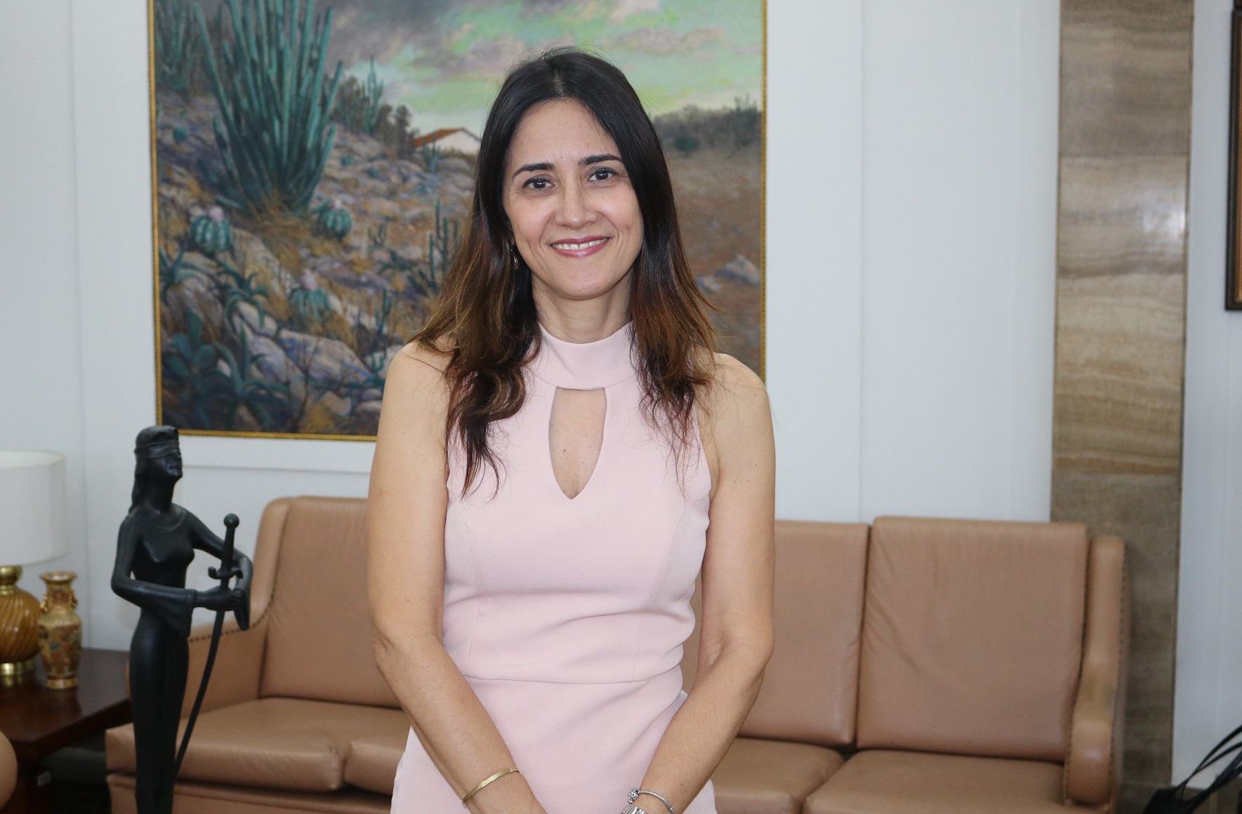 Alba Valéria Guedes toma posse como desembargadora do TRT-1