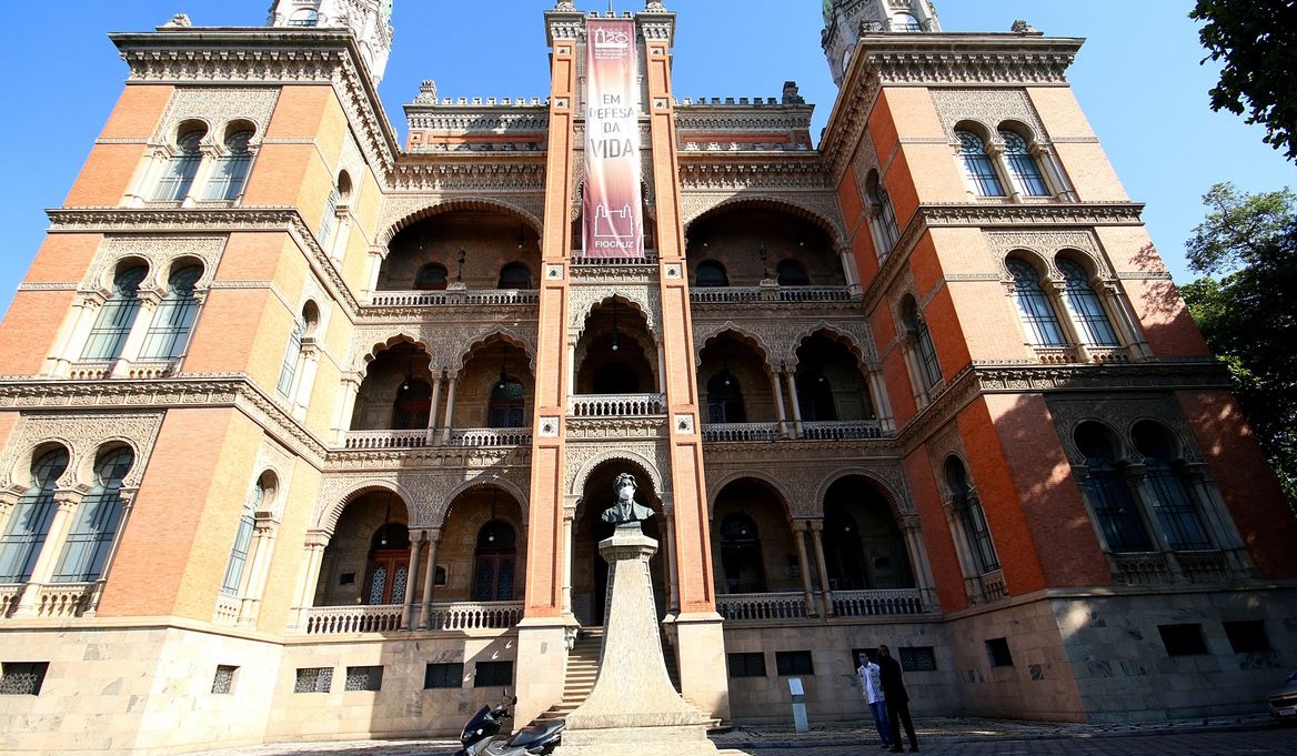 JT destina verba à Fiocruz para pesquisa de medicamentos contra Covid-19