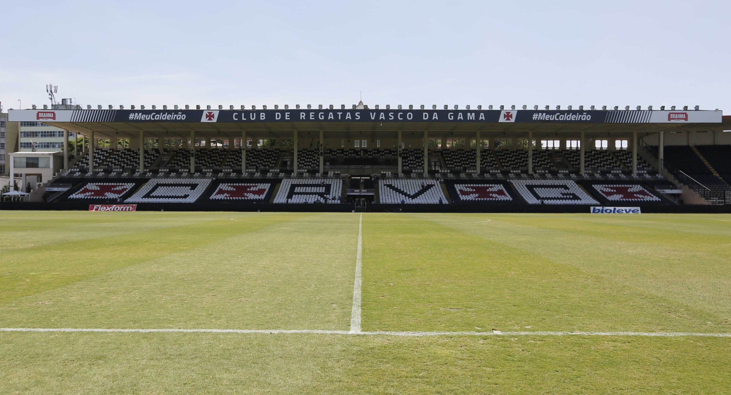 Após acordo na JT, Vasco deve pagar verbas rescisórias a 186 trabalhadores