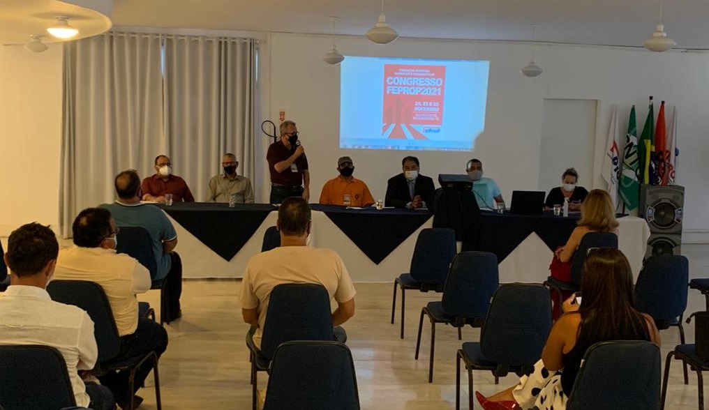Marcel Bispo e Marcelo Segal participam de congresso sobre evolução sindical