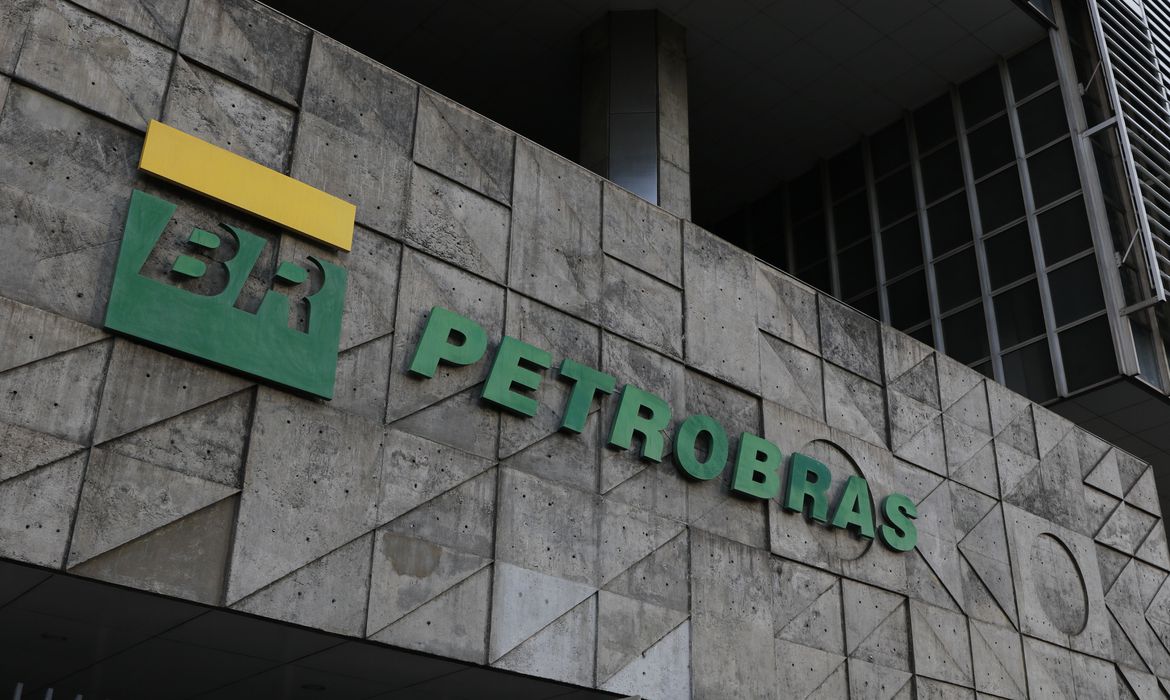 TRT-1 condena Petrobras em R$ 1 milhão por doença ocupacional de trabalhador