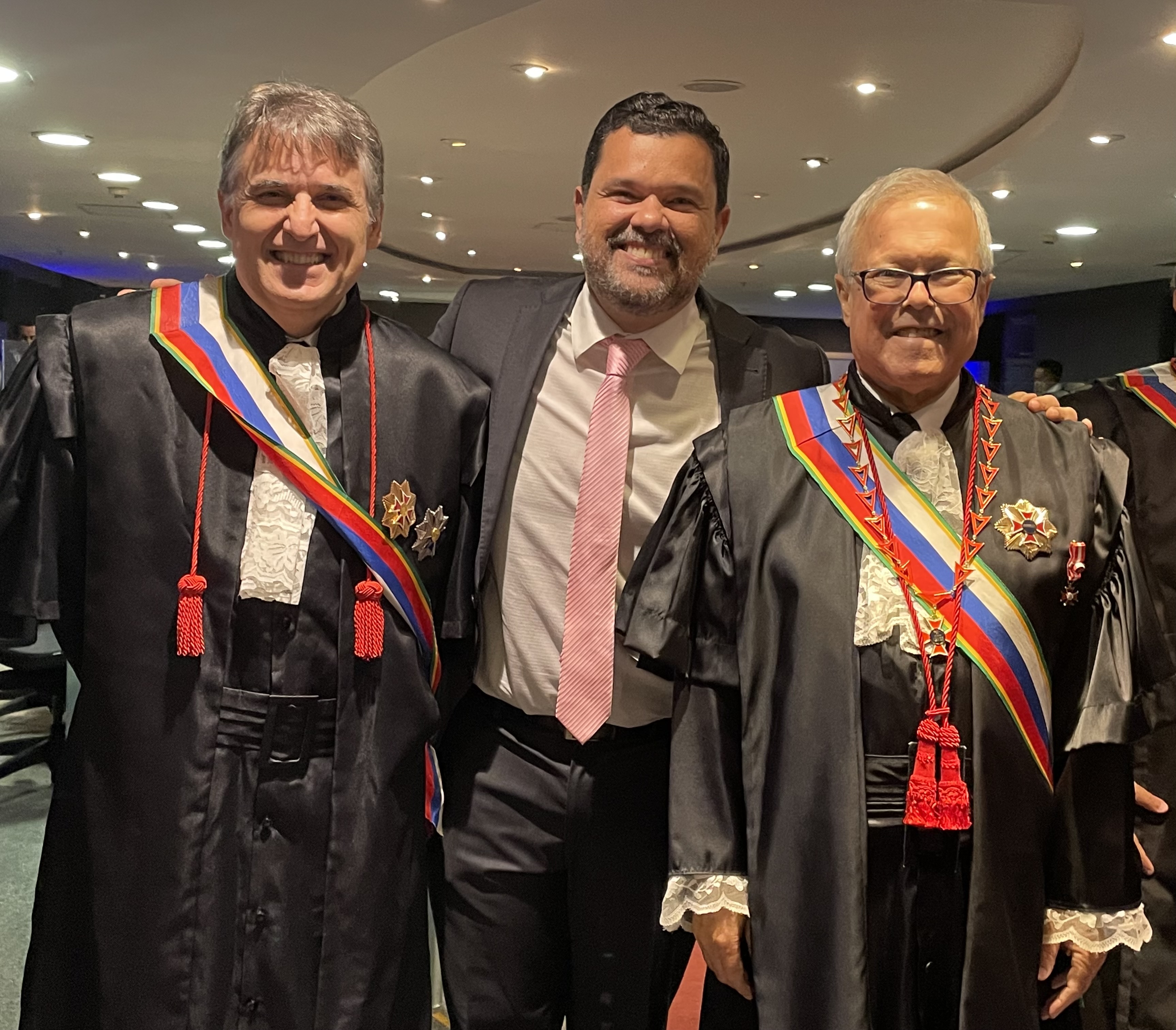 Desembargador Cesar Marques toma posse como presidente do TRT-1