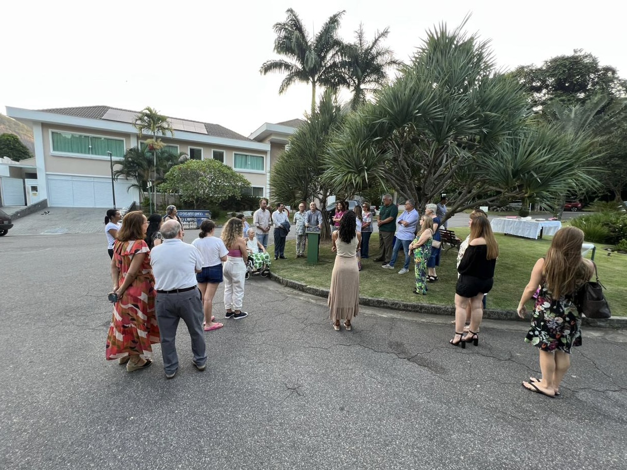 Desembargador Roberto Amarante Davis dá nome a praça no Itanhangá