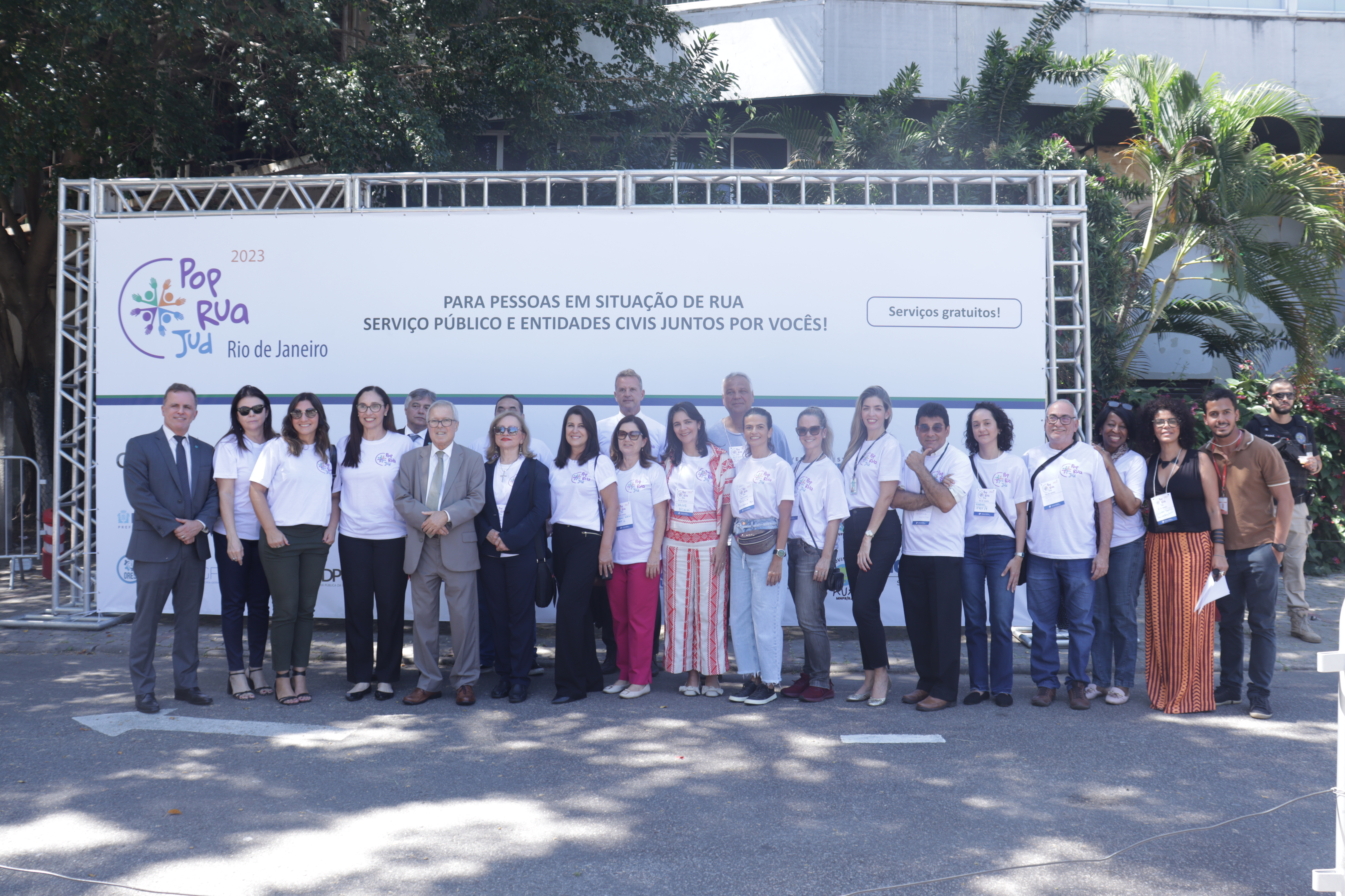 Juízes do TRT-1 atuam como voluntários do mutirão social PopRuaJud