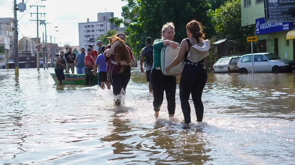 Entidades pleiteiam alteração na CLT para assegurar empregos no RS